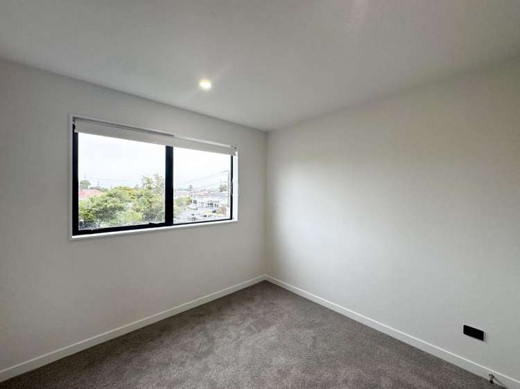 3/20 Luke Street 10057_9