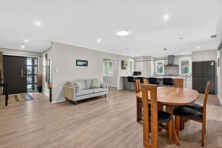 18 Lombardia Way Karaka_4
