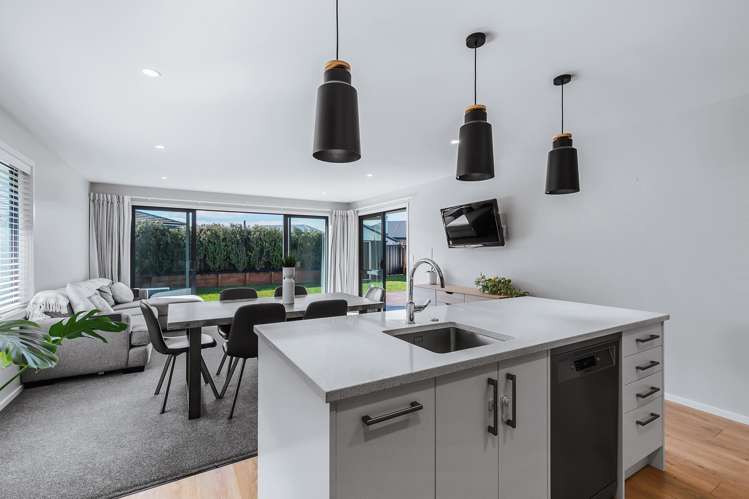 37 Marabou Crescent Nukuhau_8