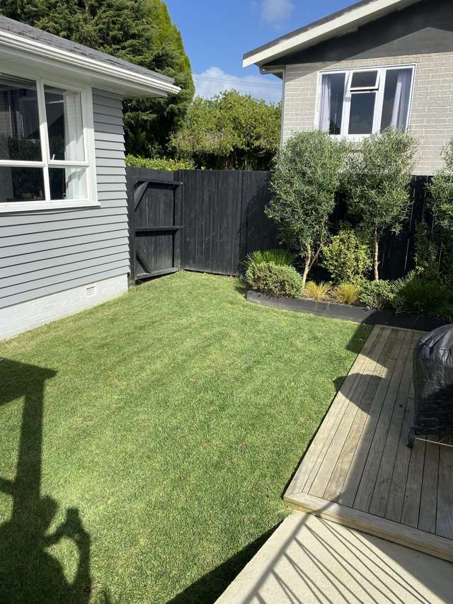 19 Metcalfe Road Ranui_2