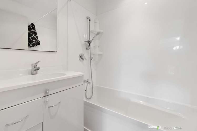 113 Allington Road Karori_10