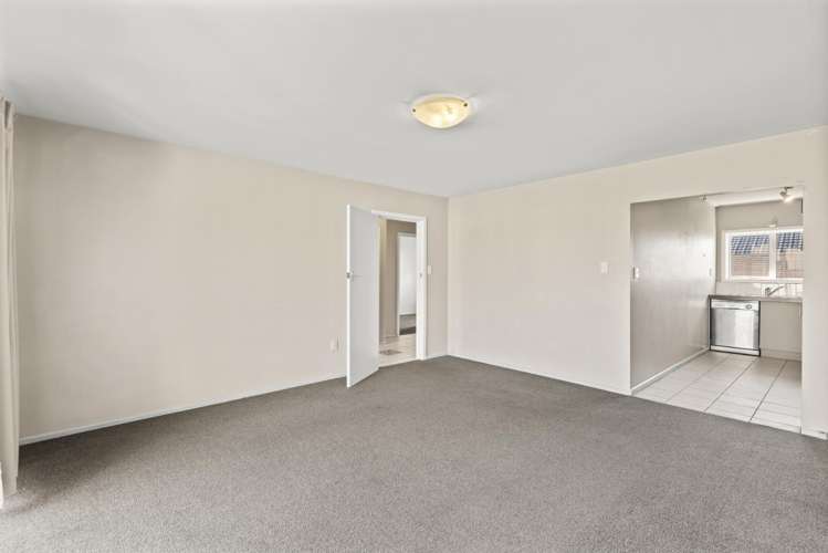 3/538 Gloucester Street Linwood_3