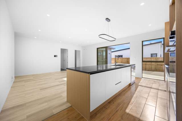 13 Tuwai Crescent Opaheke_3