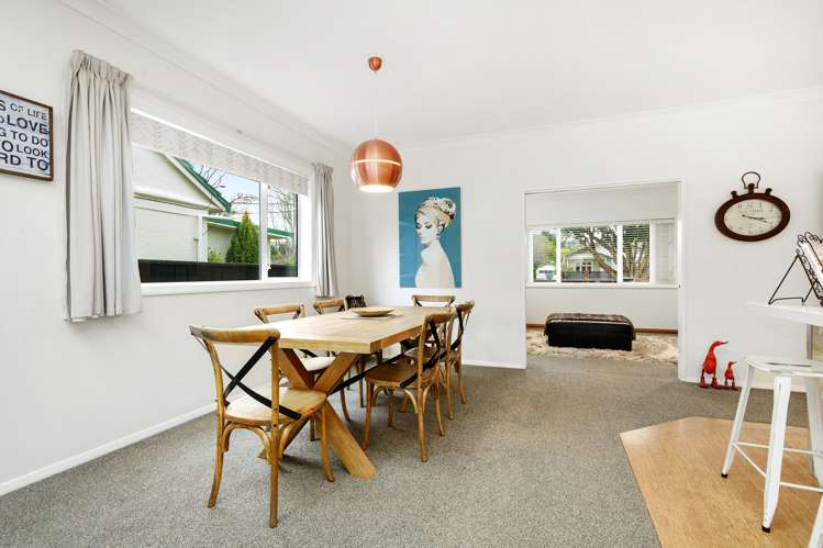 27 Allen Street Boulcott_16