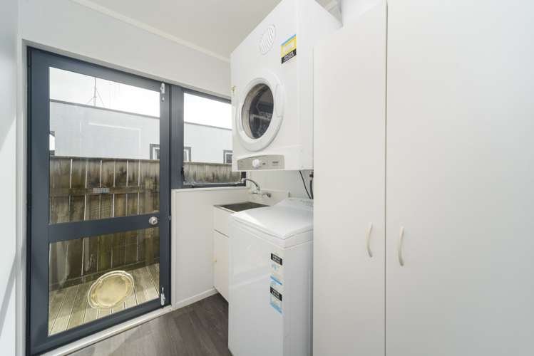 92 Cook Street Palmerston North Central_14