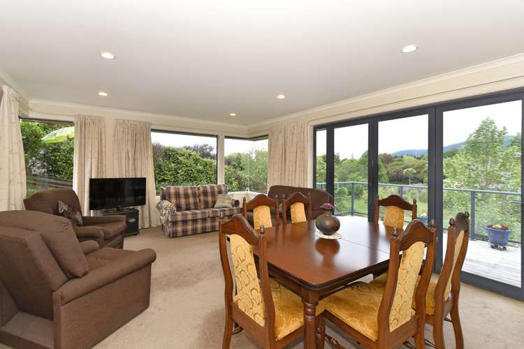 68 Washbourn Drive Richmond_12