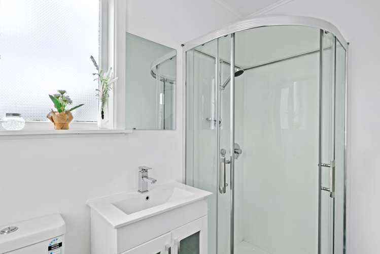 44 Dyer Street Epuni_14