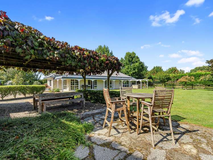 10 Oakshott Road Ngahinapouri_16