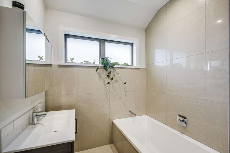 39 Arataki Road Havelock North_13