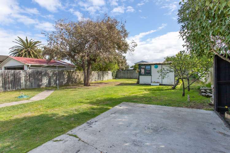 240 Pine Avenue South New Brighton_11