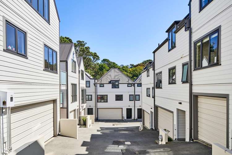 8/240 The Terrace Wellington Central_12