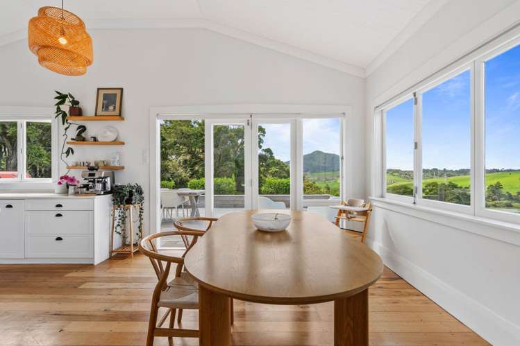 221 Mountain Road Maungaturoto_11