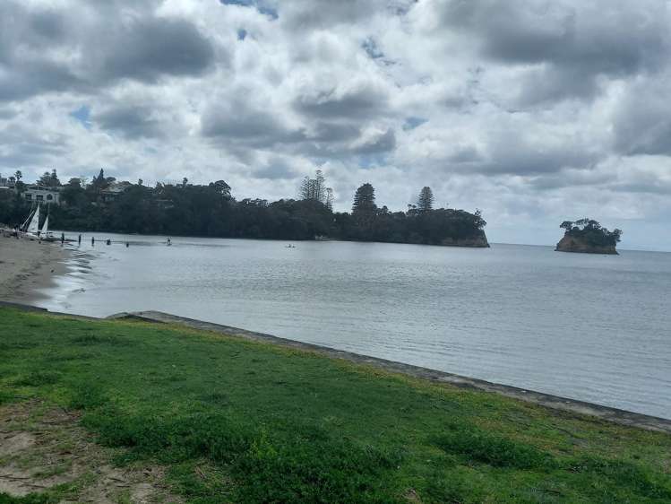 918 Beach Road Waiake_16