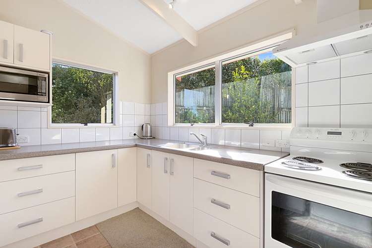 306 Marshall Crescent Thames_2