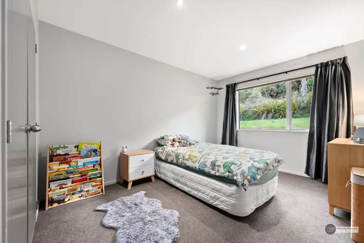 17 Oceanview Terrace Tirohanga_12