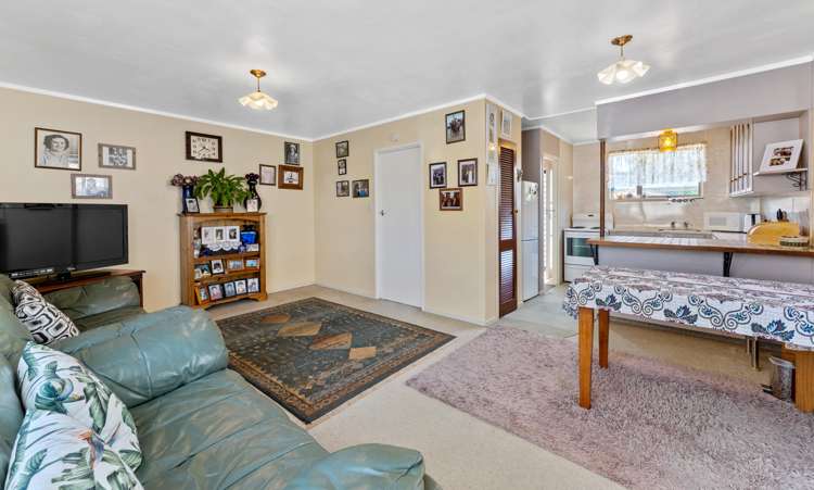 2/5 Mon Desir Place Manurewa_6