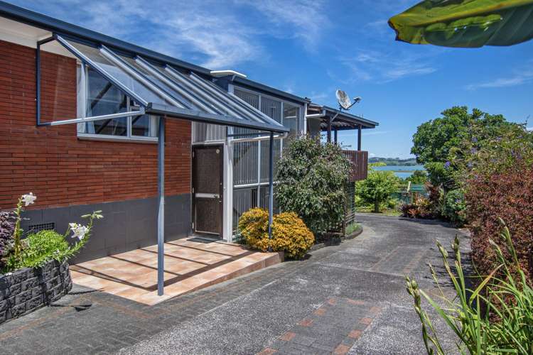 52 West View Crescent Onerahi_17