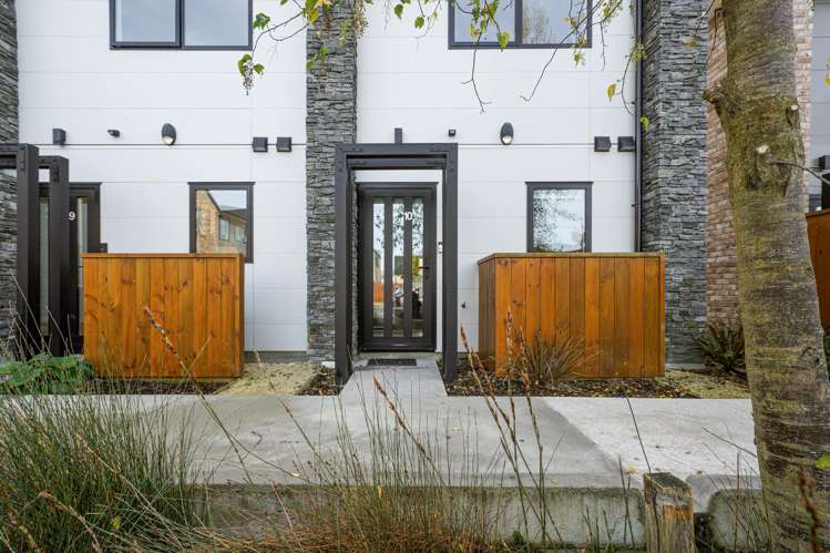 10/70 Brockworth Place_0