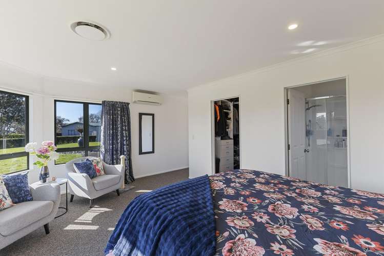 76a Smart Road Glen Avon_21