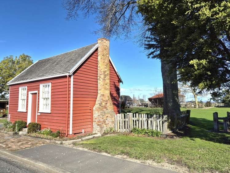 82 Bridge st Onga Onga_22