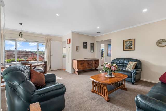 31 Gillett Place Botany Downs_3