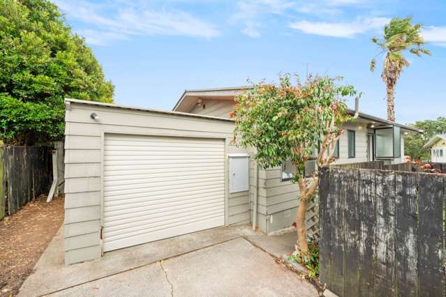 Overseas Vendor Says Sell – Must Be Sold!