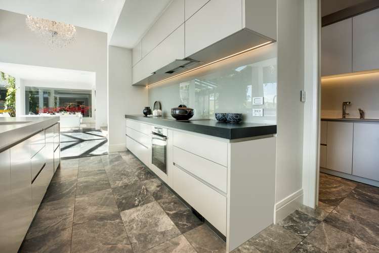 14 Myra Evelyn Grove Dairy Flat_21