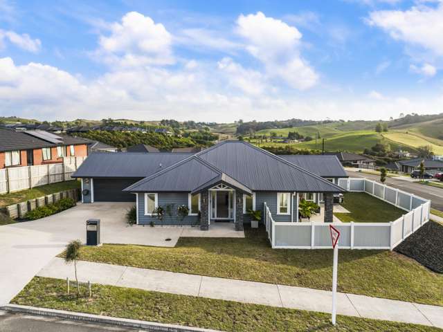 Space, Rural Views, and Show Home Finish!