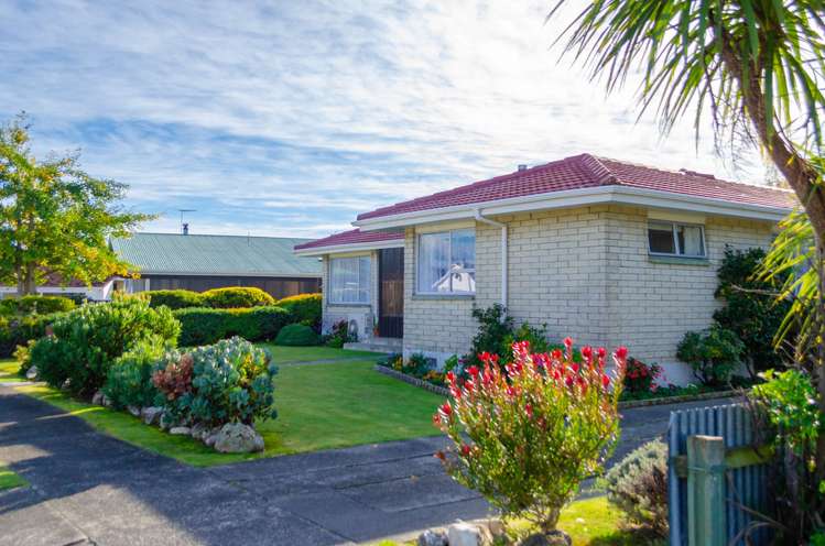 3 Leeds Place Solway_19