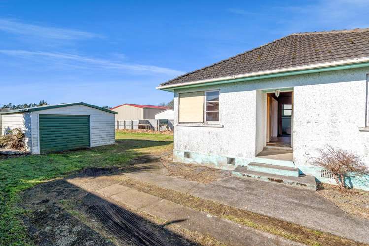 60 Swansea Road Stratford_3