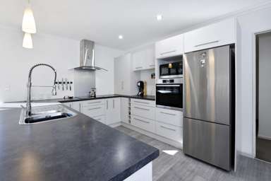 78 Washbourn Drive_1