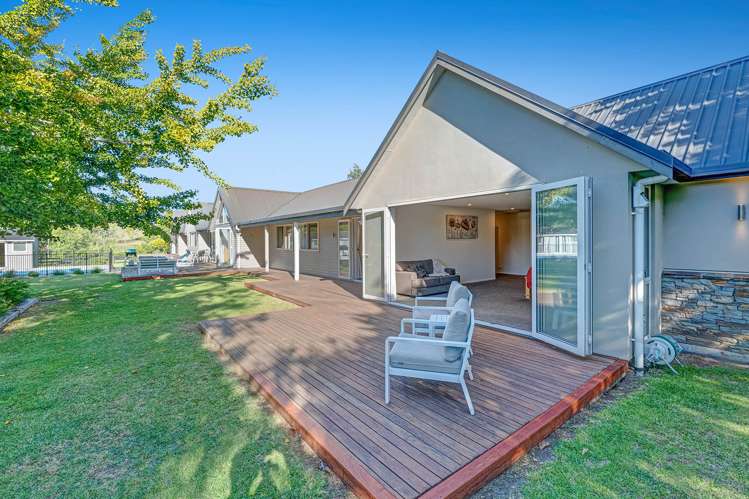 346 Ireland Road Waitoki_15