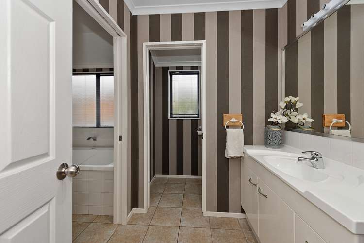 137 Baverstock Road Nawton_11