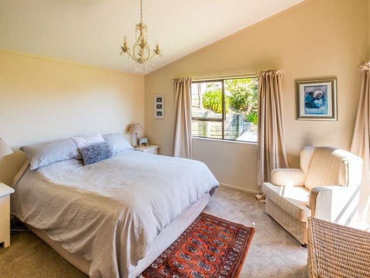 77 Gordon Road Plimmerton_12