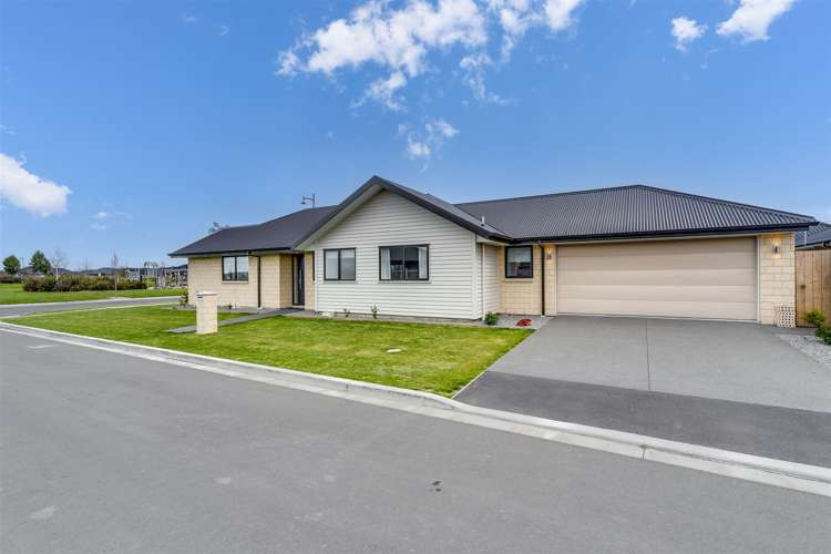 1 Kens Lane Lincoln_1