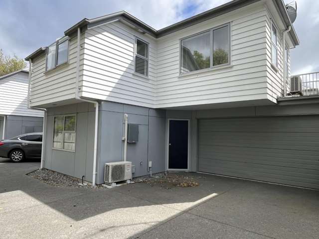 Spacious 3-Bedroom Townhouse