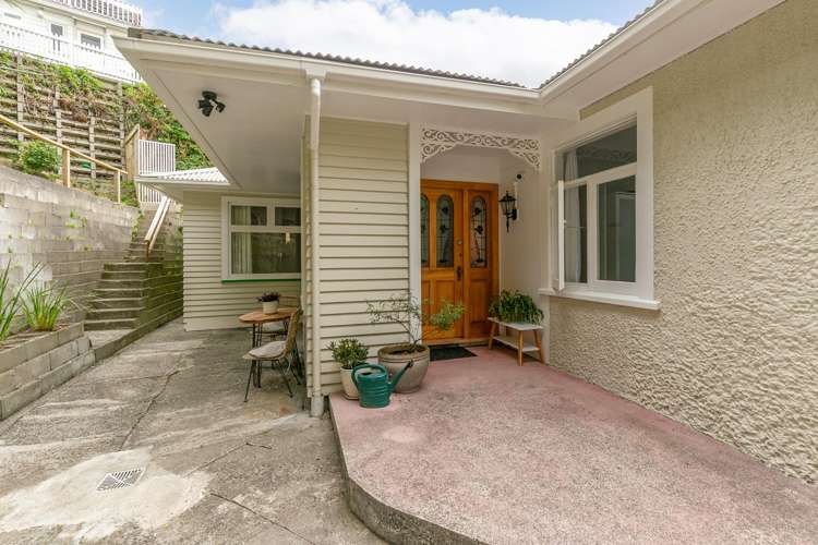 68 Totara Road Miramar_13