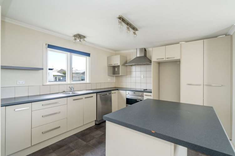 12 Avenal Street_3