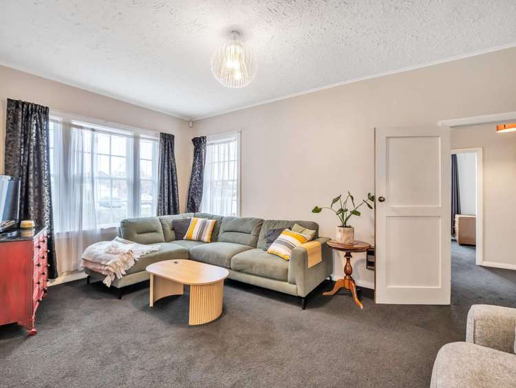 8 Bampton Street Dallington_9