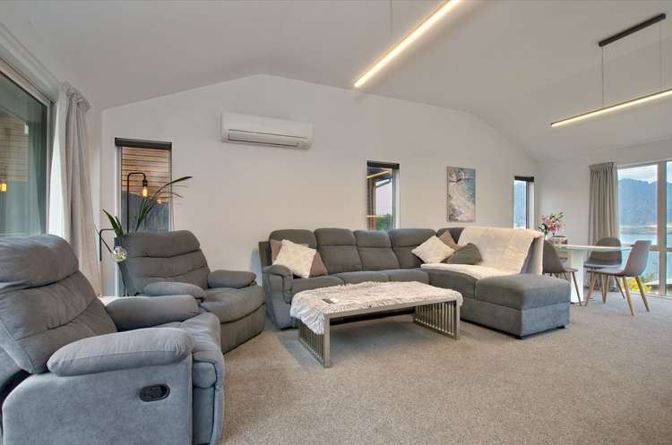 46B Wynyard Crescent Fernhill_7