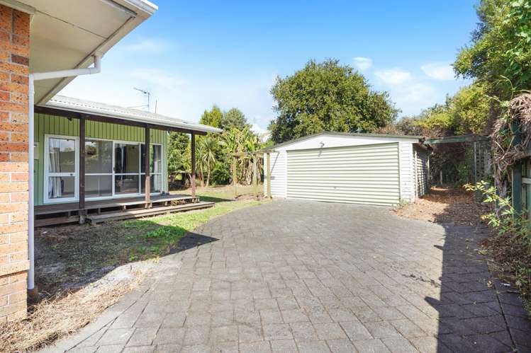 48 Southsea Crescent Silverdale_20