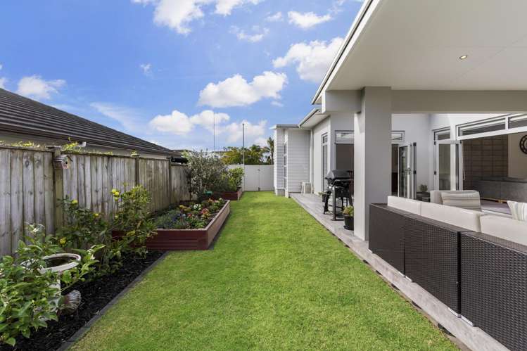 32 Constellation Avenue Beachlands_19