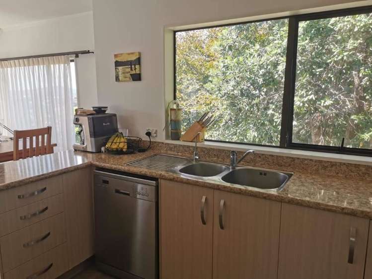 1/114 Ocean View Road Northcote_16