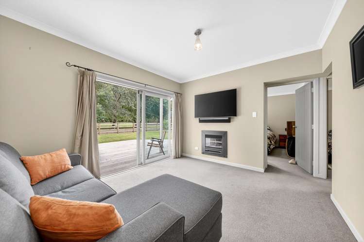 142 Norfolk Road Carterton_41