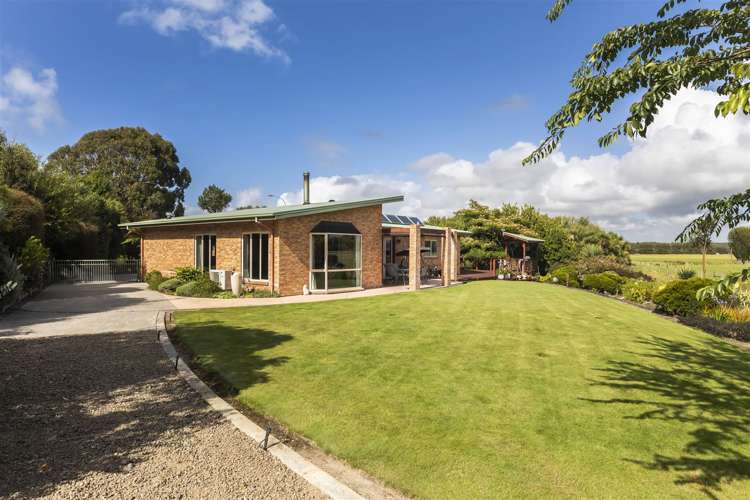 54 Queens Avenue Waikuku Beach_21