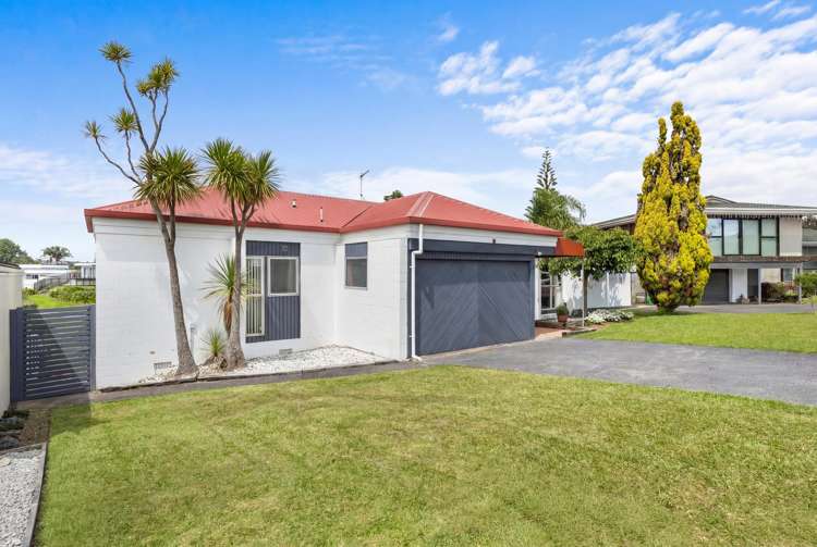 17 Davita Place Farm Cove_28