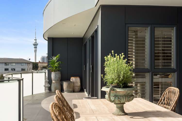 24/8 Basque Road Eden Terrace_17