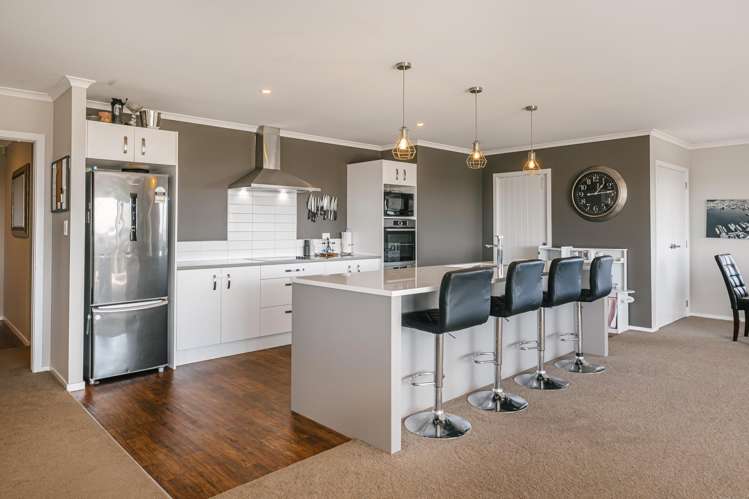 225 Albert Road Tokomaru_11