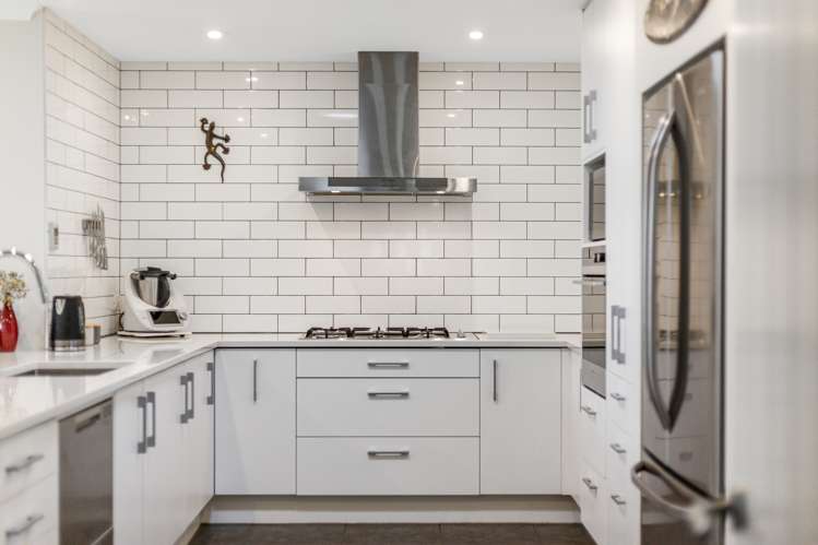 15 Ashwood Street Woodridge_10