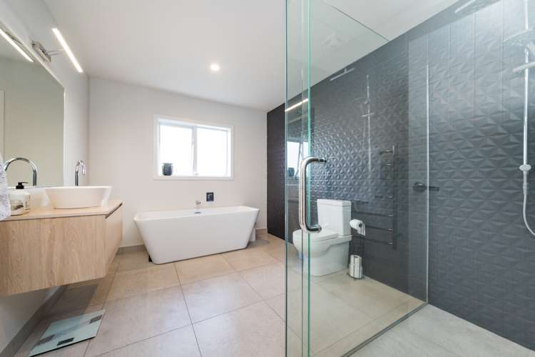 21 Huffington Place Feilding_12